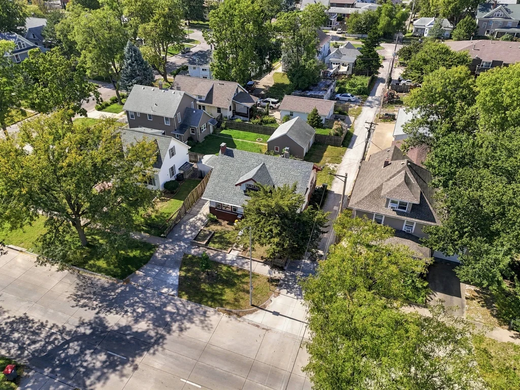 1227 S 16th St-05