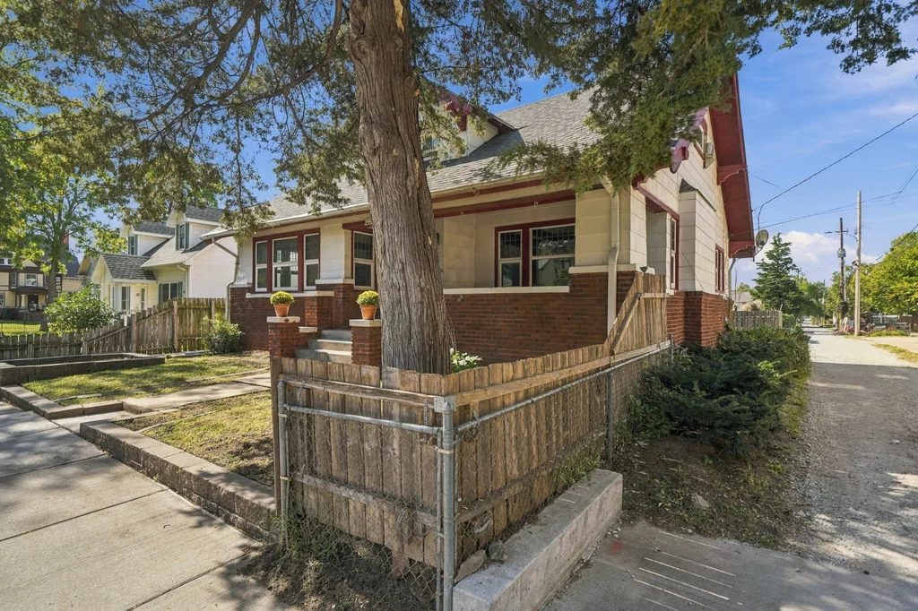 1227 S 16th St-06