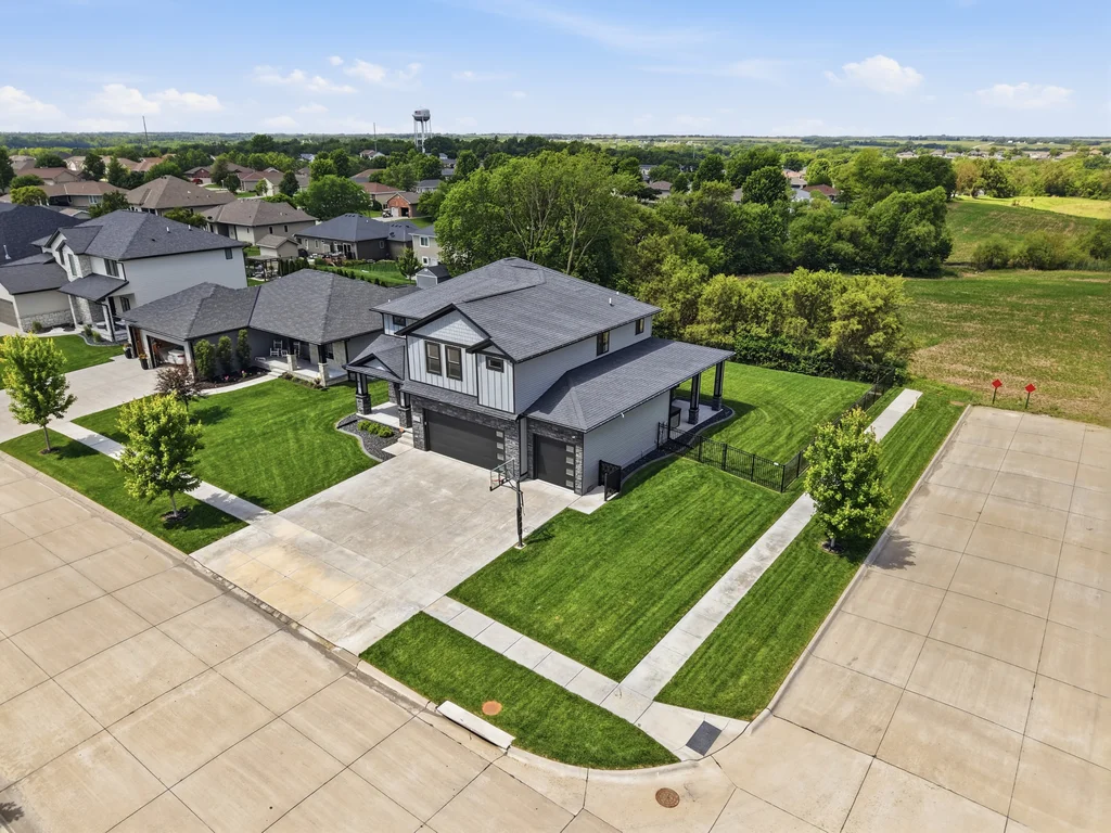 1111 Terrace View Dr-05