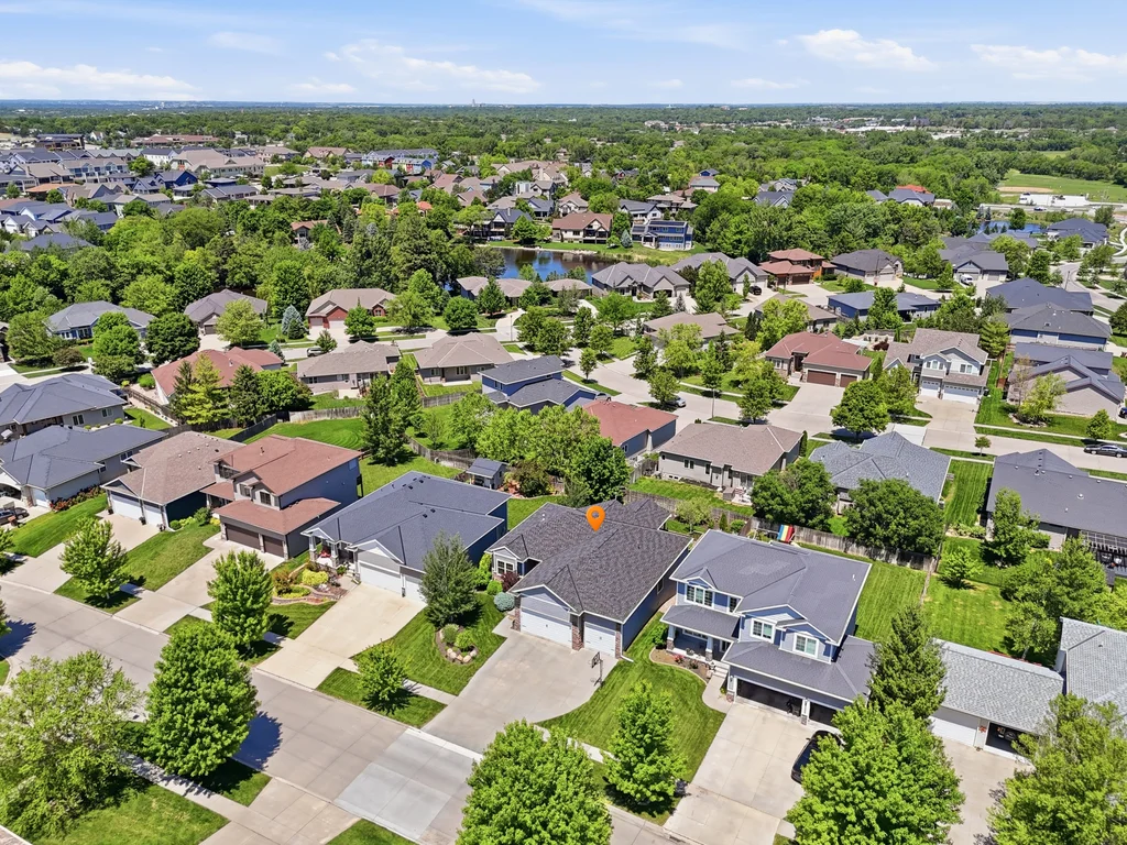 6210 Thompson Creek Blvd-02