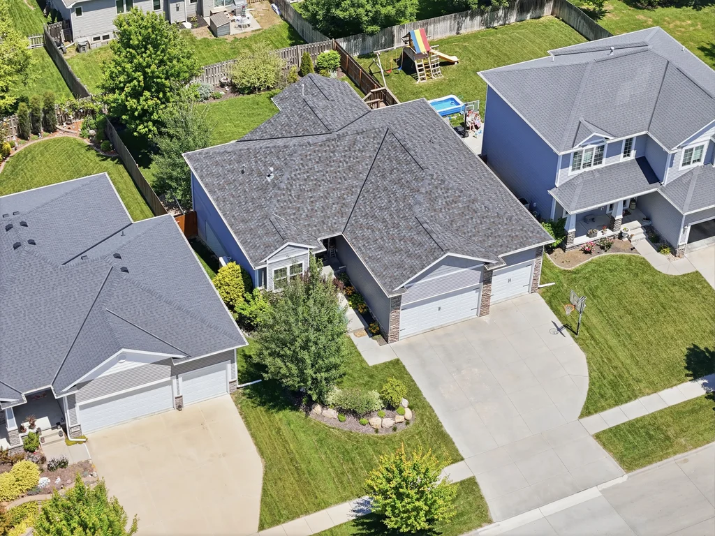 6210 Thompson Creek Blvd-03
