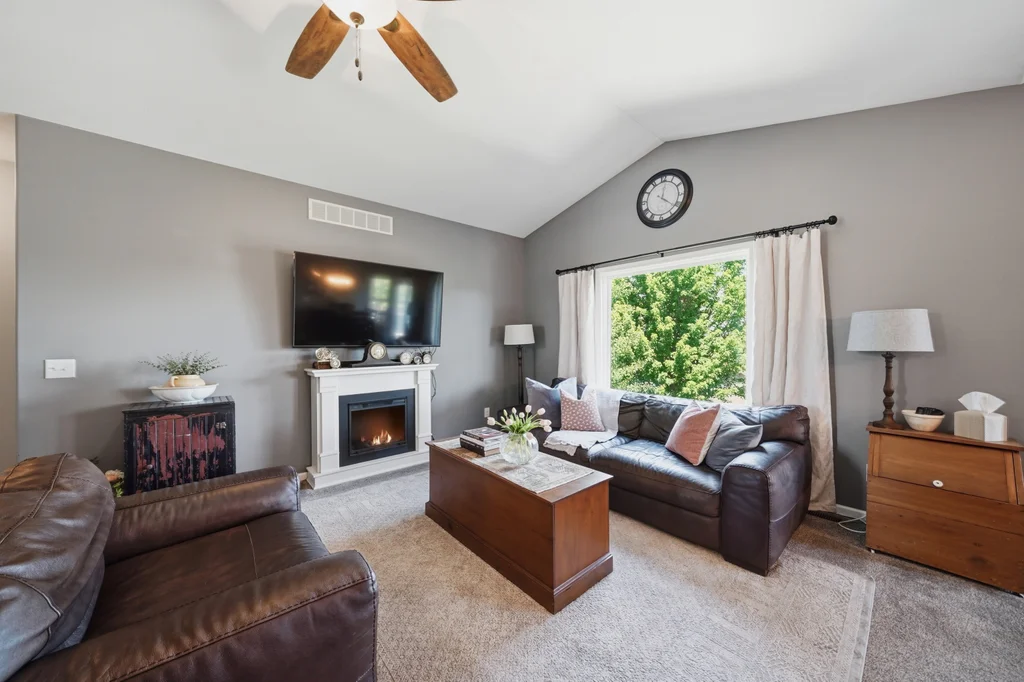 6210 Thompson Creek Blvd-09