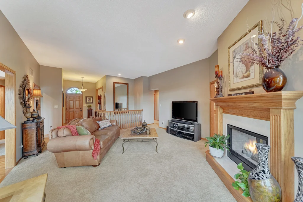 1919 Buena Vista Point-09