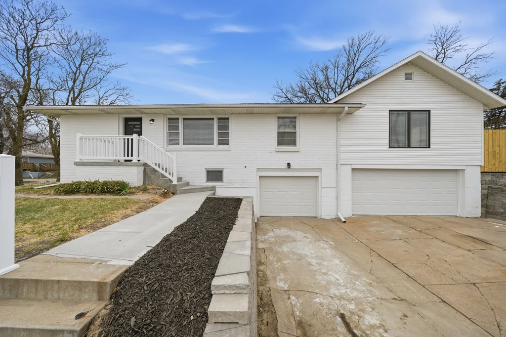 3301 N 14th St-01