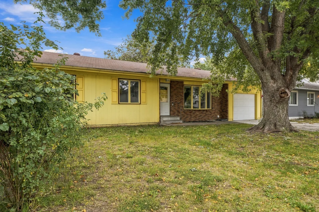 3610 N 3rd St-06
