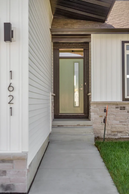 1621 W Trout Drive-09