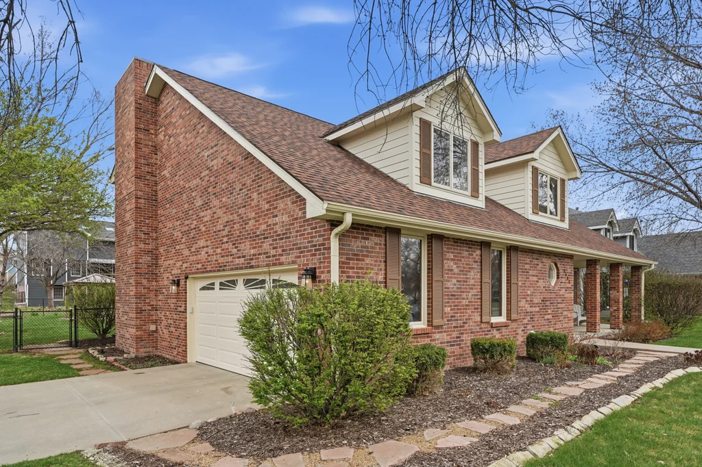 6600 Crooked Creek Dr-06