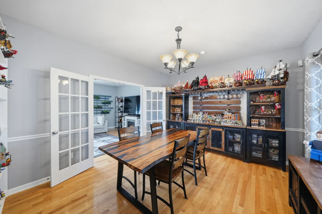 7919 Cheney Ridge Rd-11