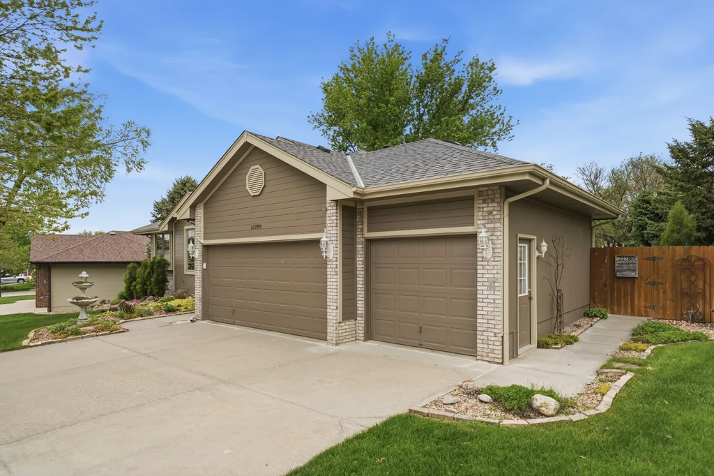 21780 Ponderosa Dr-05