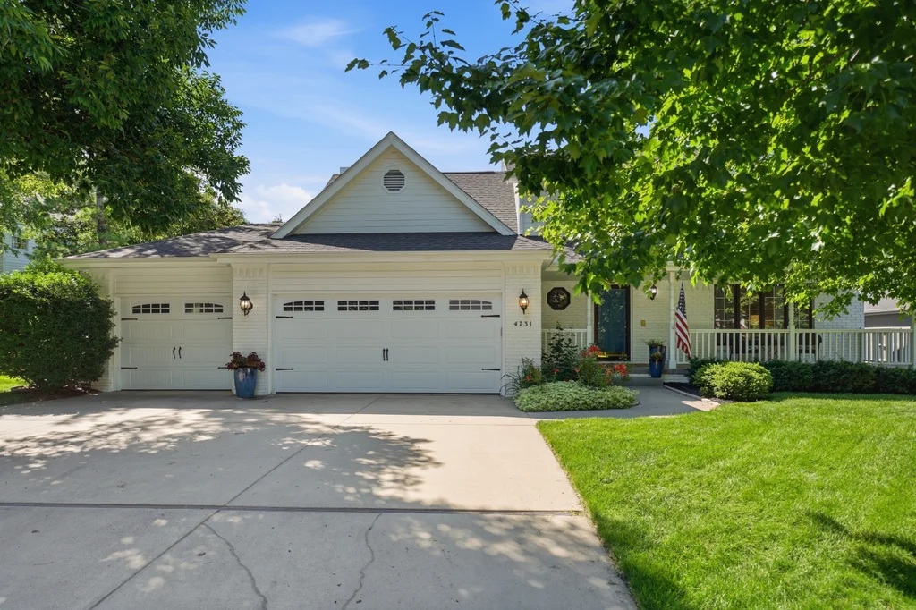 4731 Larkwood Rd-01