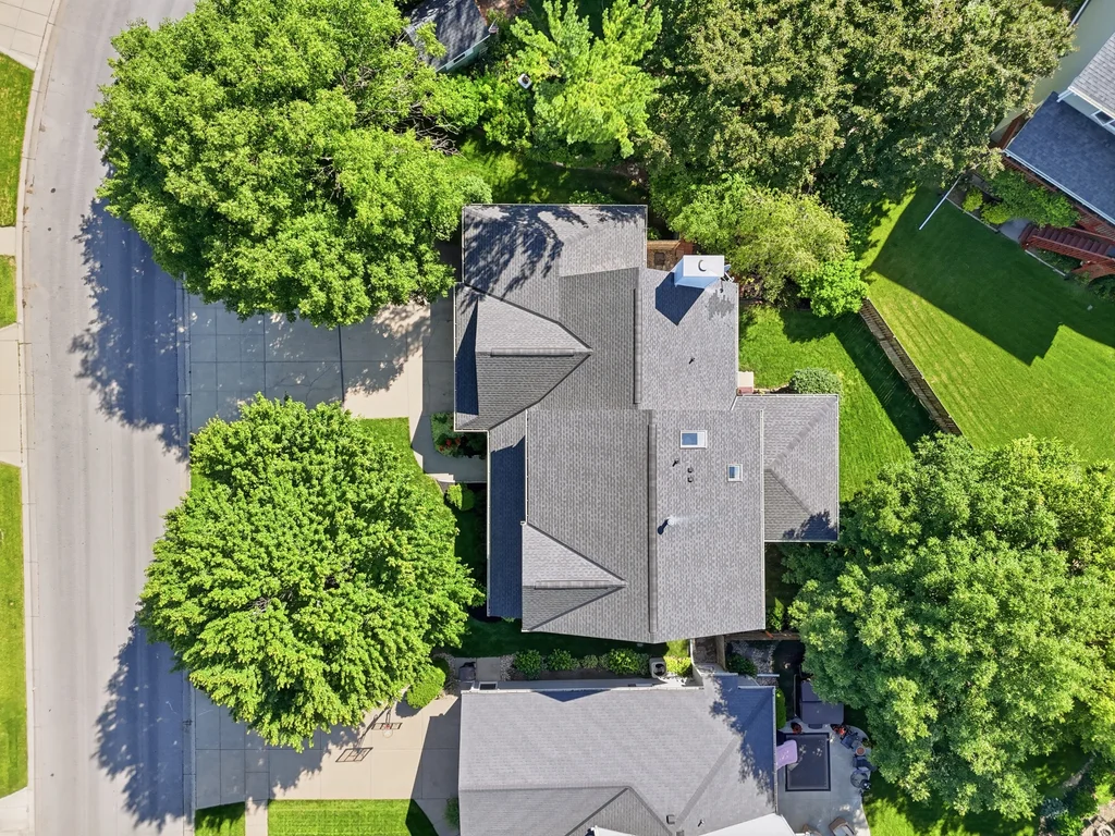 4731 Larkwood Rd-04
