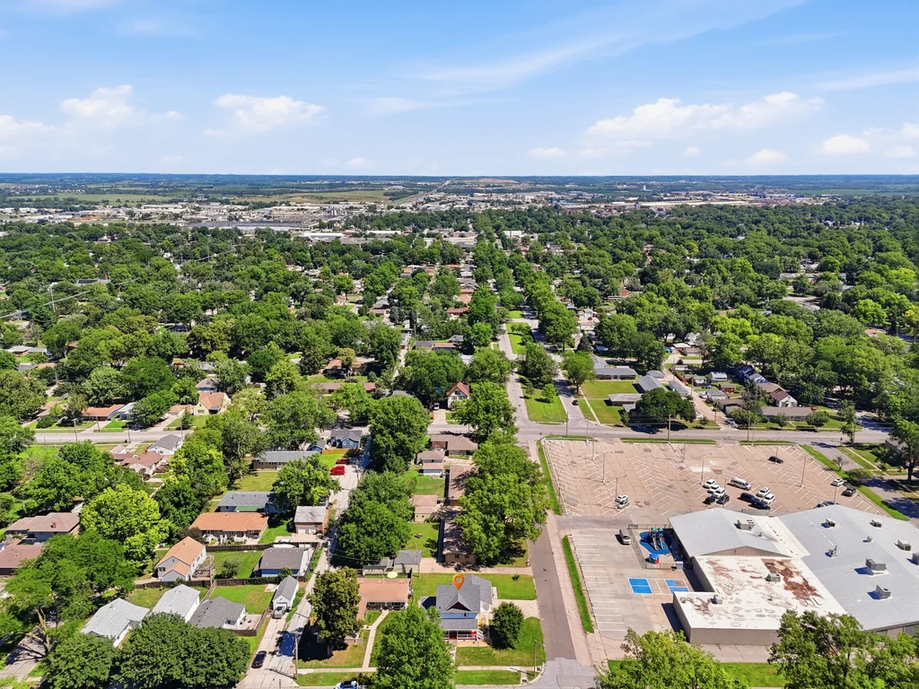 5842 Cleveland Ave-02