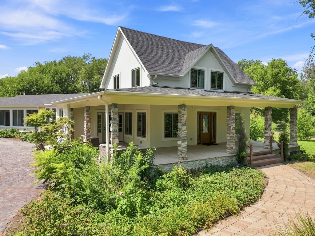 8450 Buckboard Dr-07