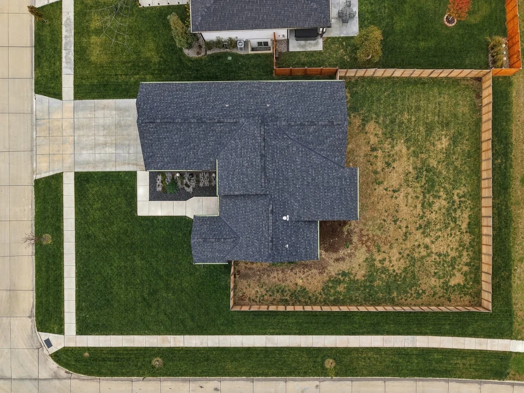 923 W Desert Vis Dr-03