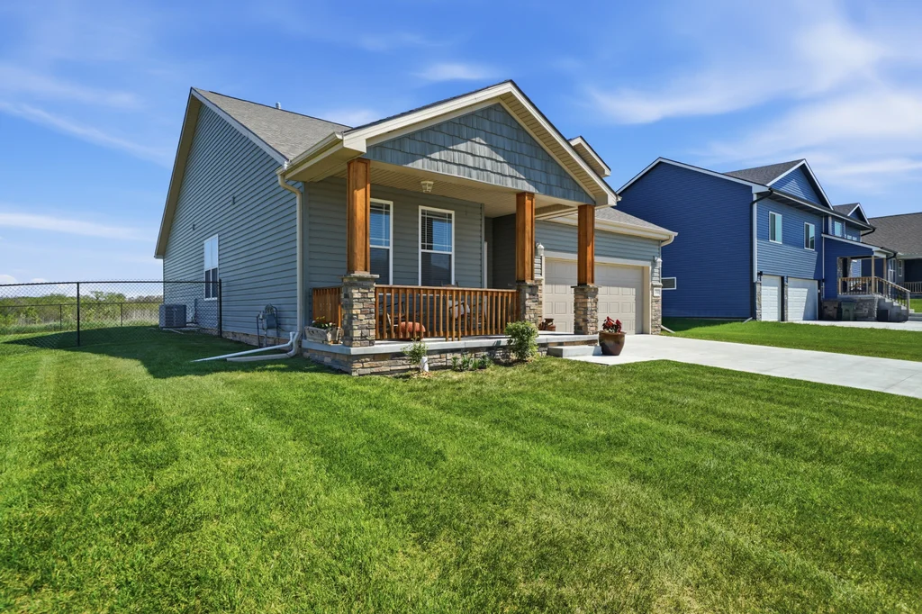 350 Kristi Ln - 06