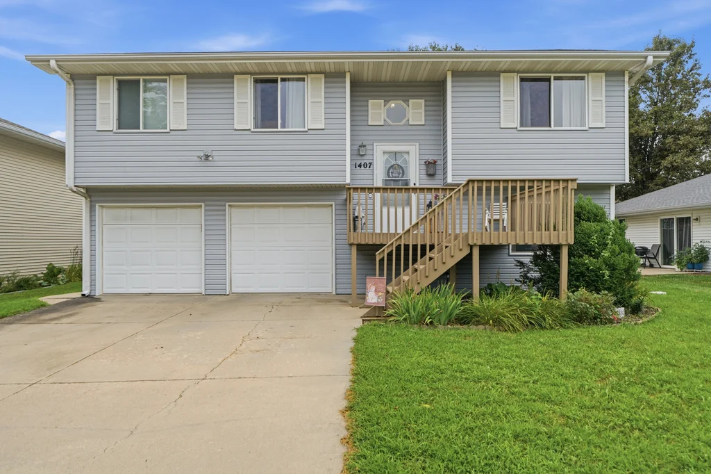 1407 Bell St-01