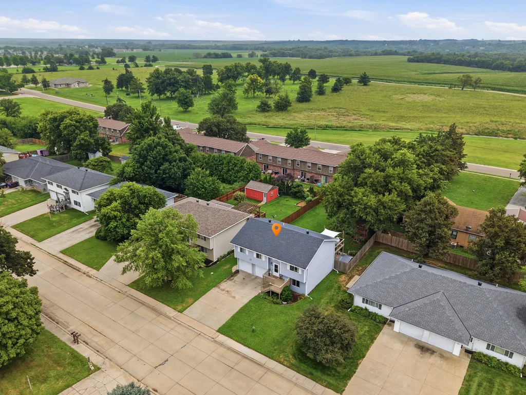 1407 Bell St-02