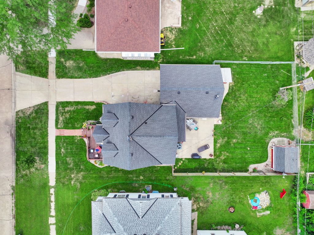 736 N 7th St-04