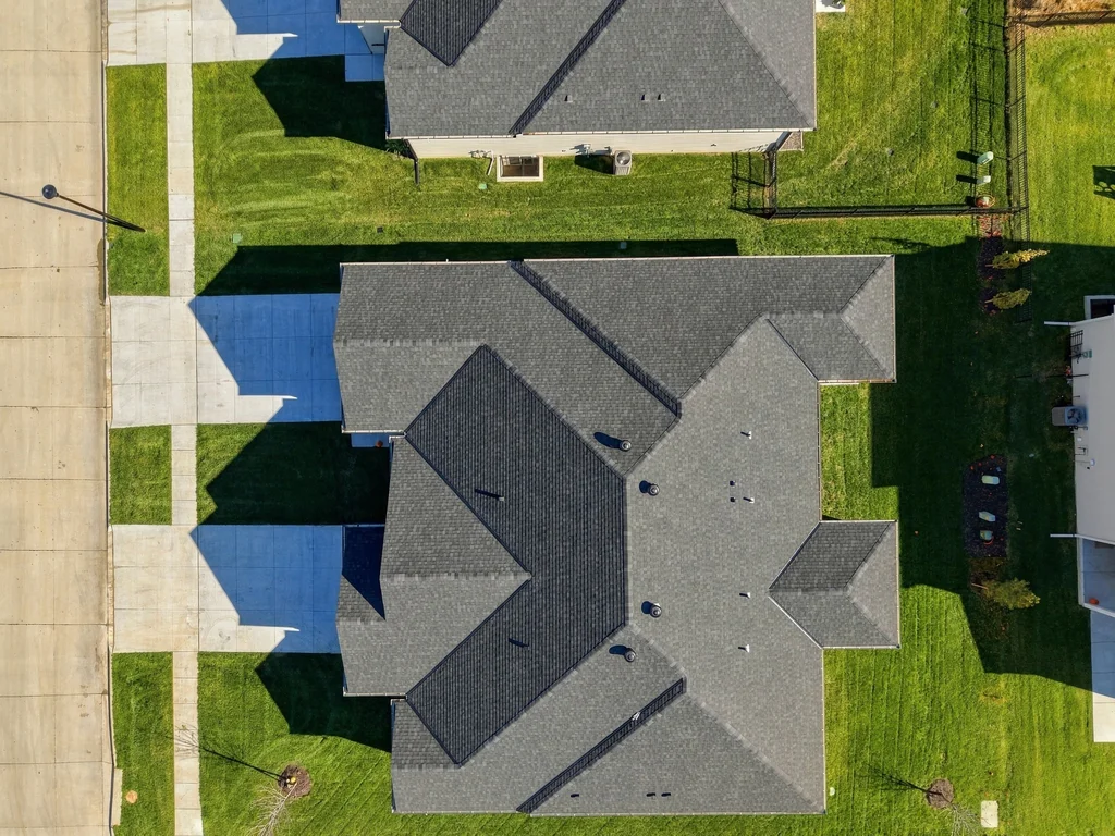 10507 Majestic Ln-03