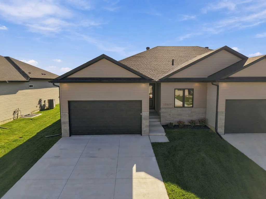 10507 Majestic Ln-06