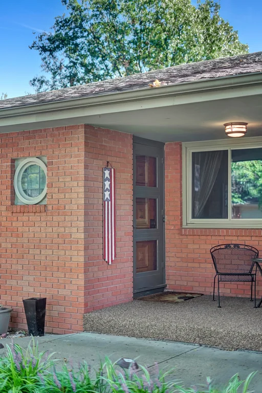 4120 S 36th St-06