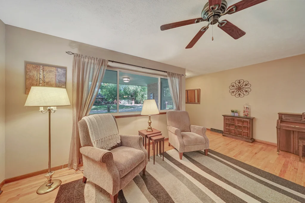 4120 S 36th St-08