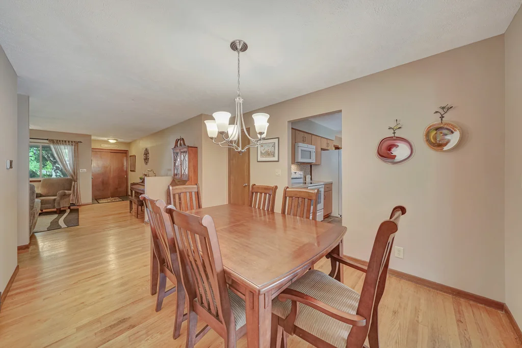 4120 S 36th St-10
