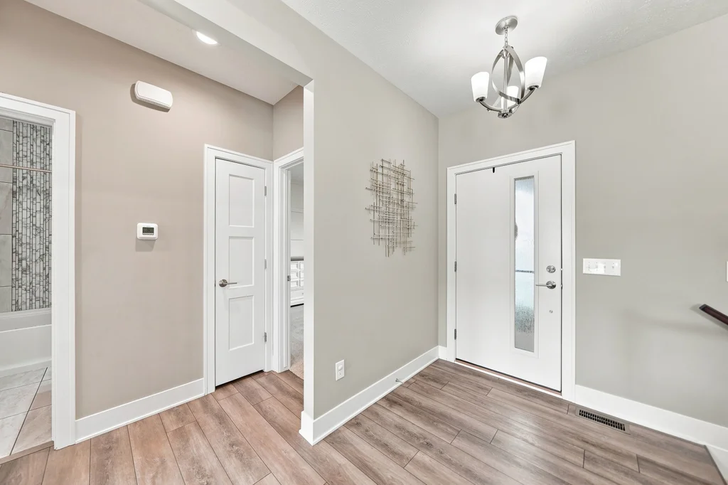 602 Waterside Way-09