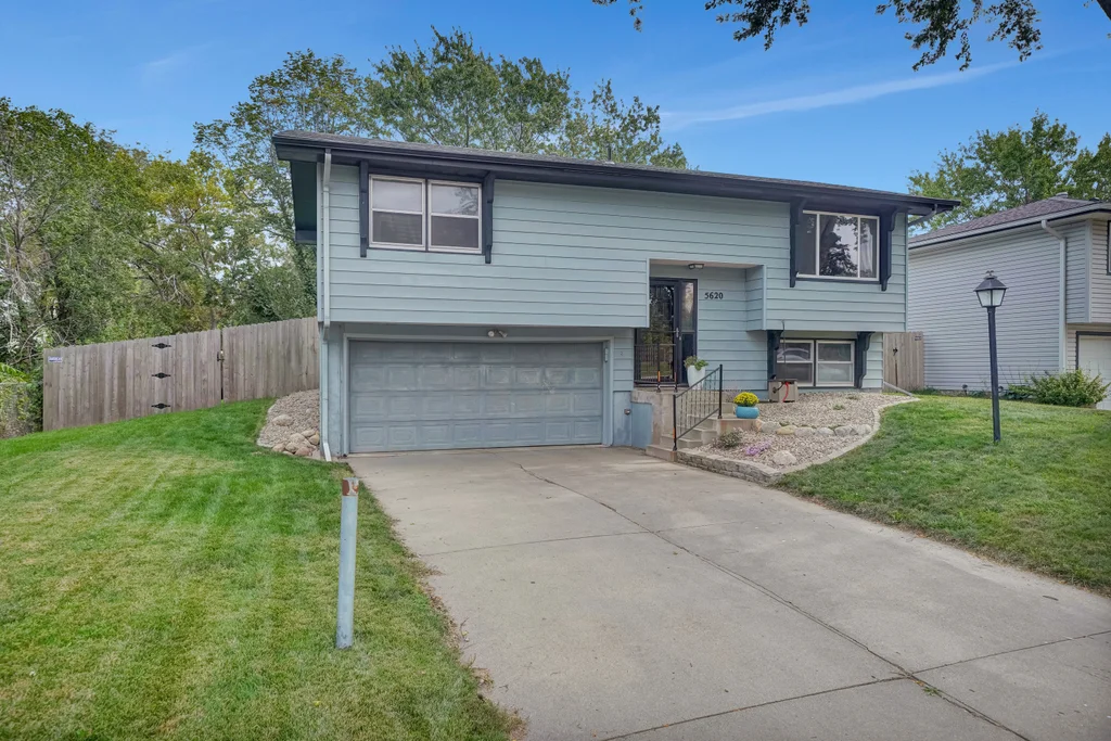 5620 S 42nd St Ct-05