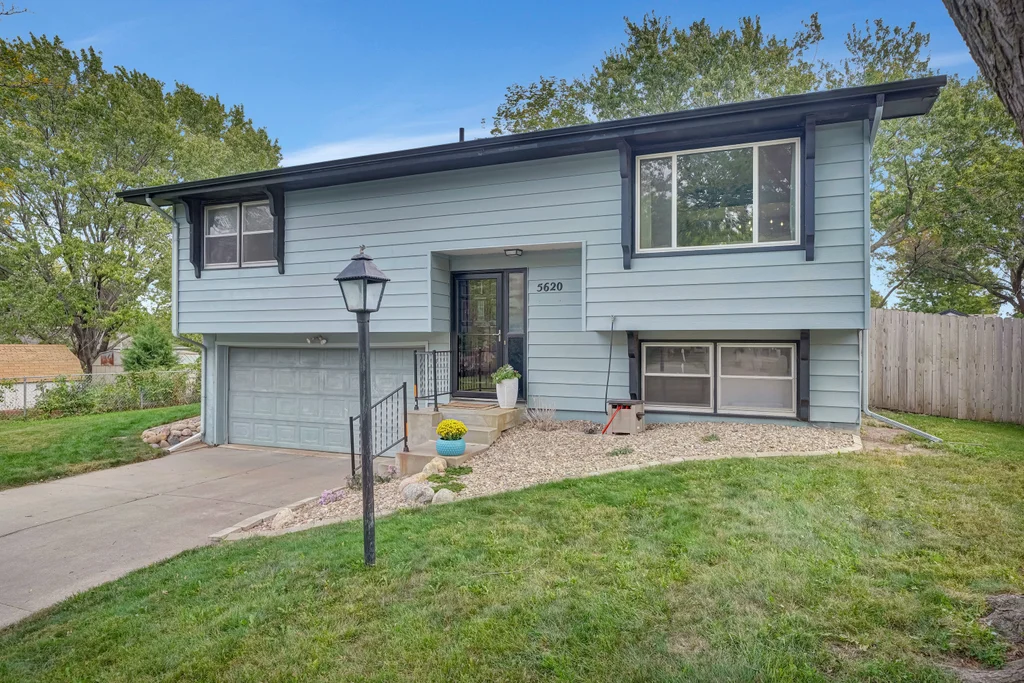 5620 S 42nd St Ct-06