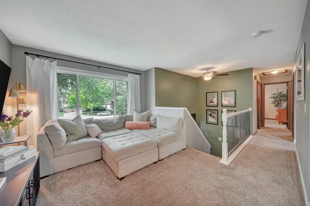 5620 S 42nd St Ct-09
