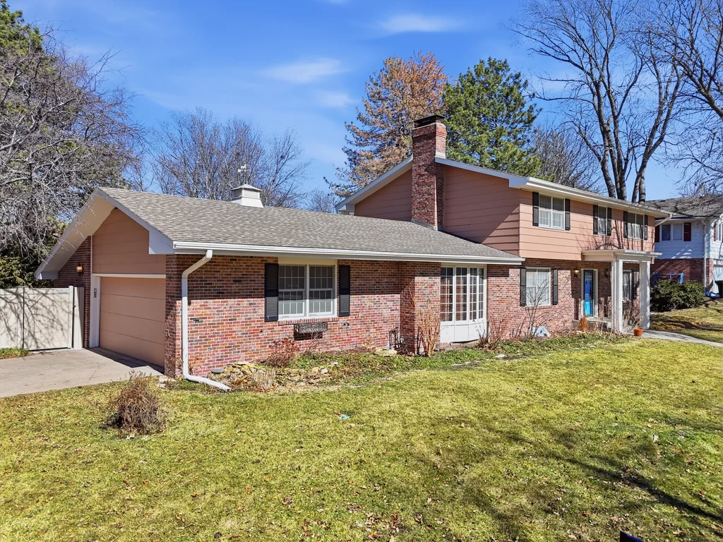 7100 Lincolnshire Rd-05