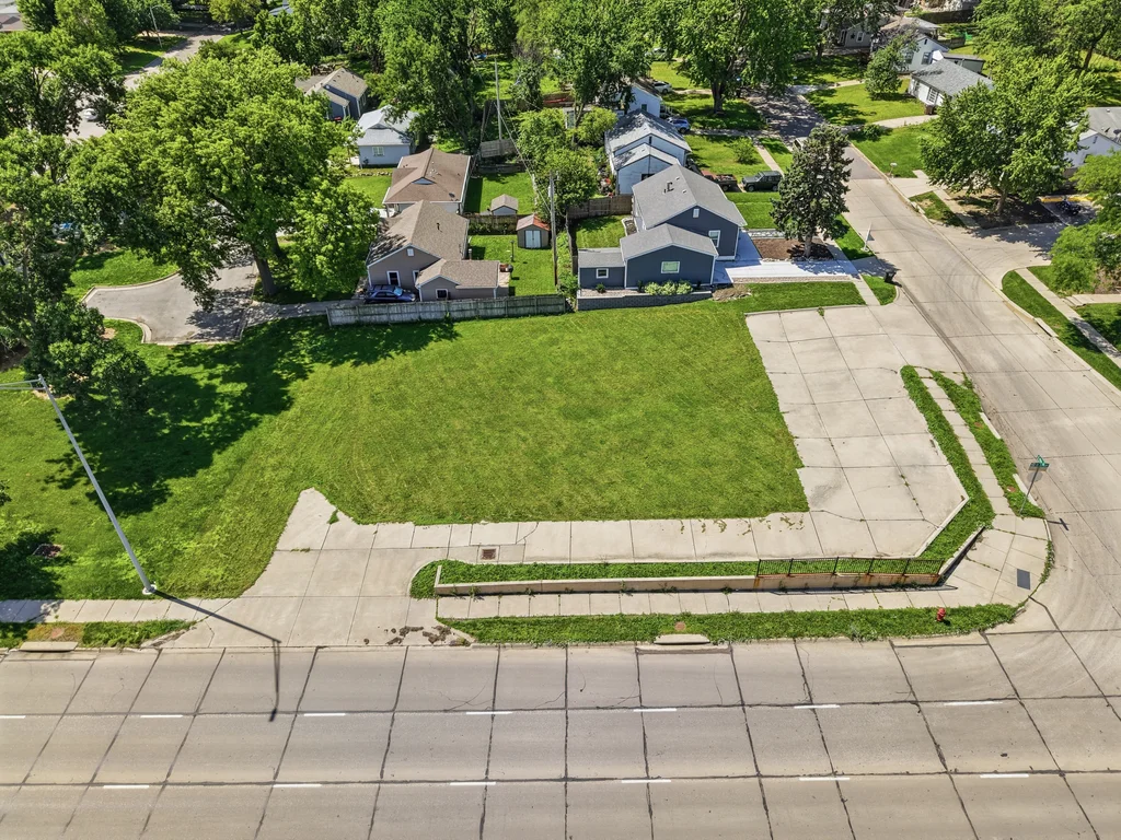 4501 O St-04