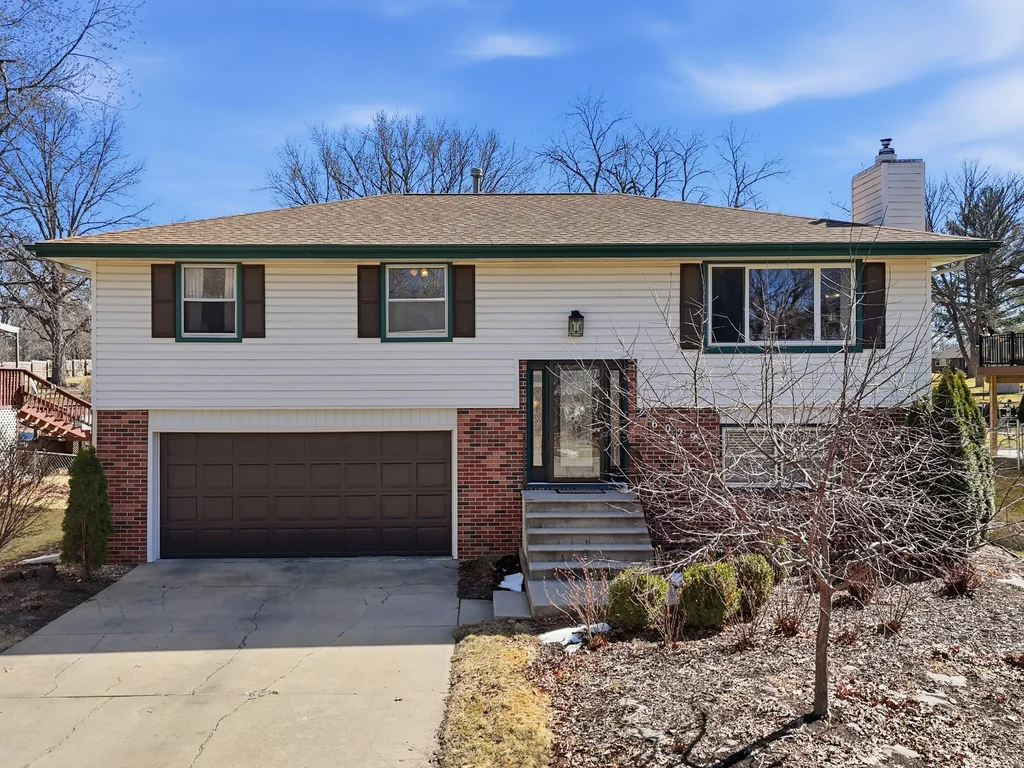 6029 Dogwood Dr-01