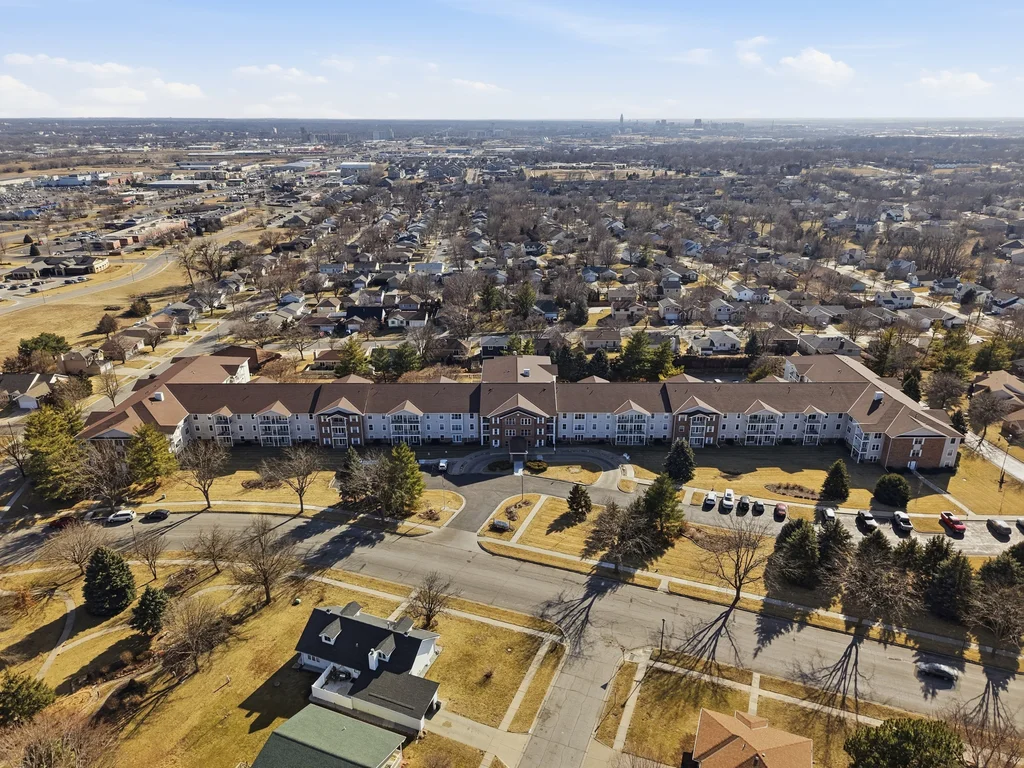 2425 Folkways Blvd-03