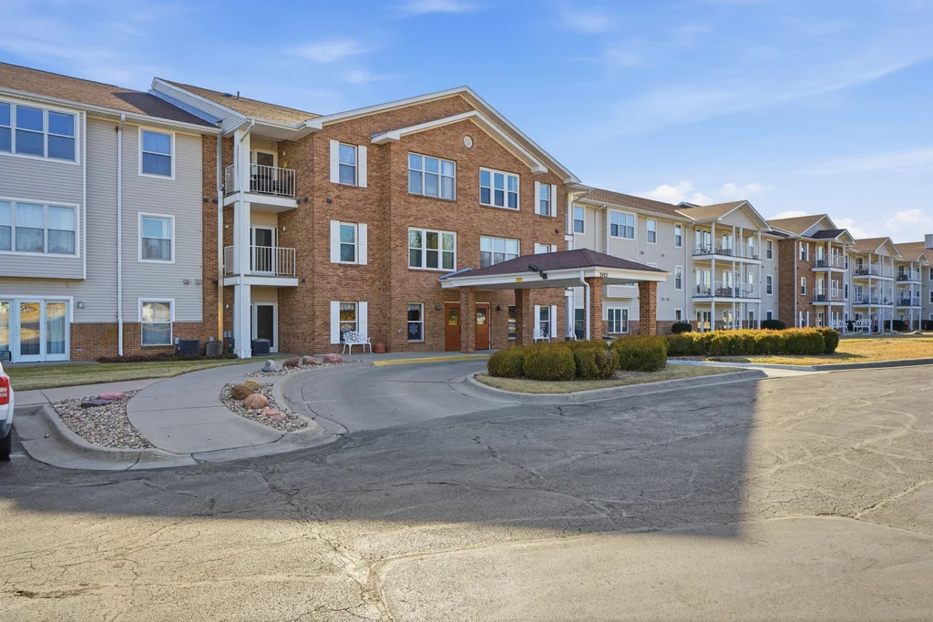 2425 Folkways Blvd-08