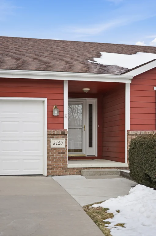 8120 Grand Oaks Dr-07