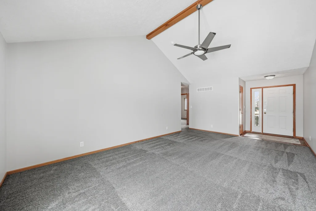 8120 Grand Oaks Dr-08