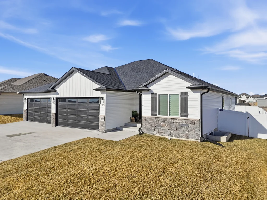 7500 Augustine Ave-04