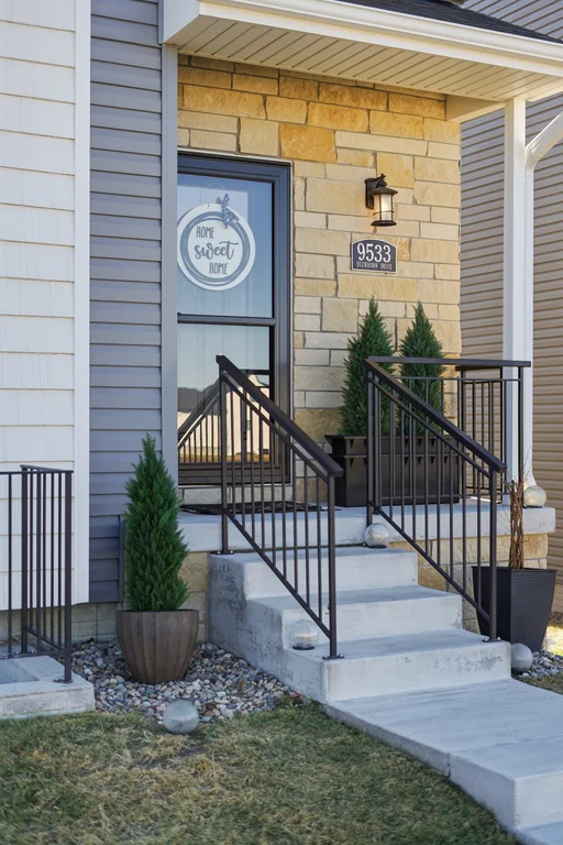 9533 Duckhorn Dr-08