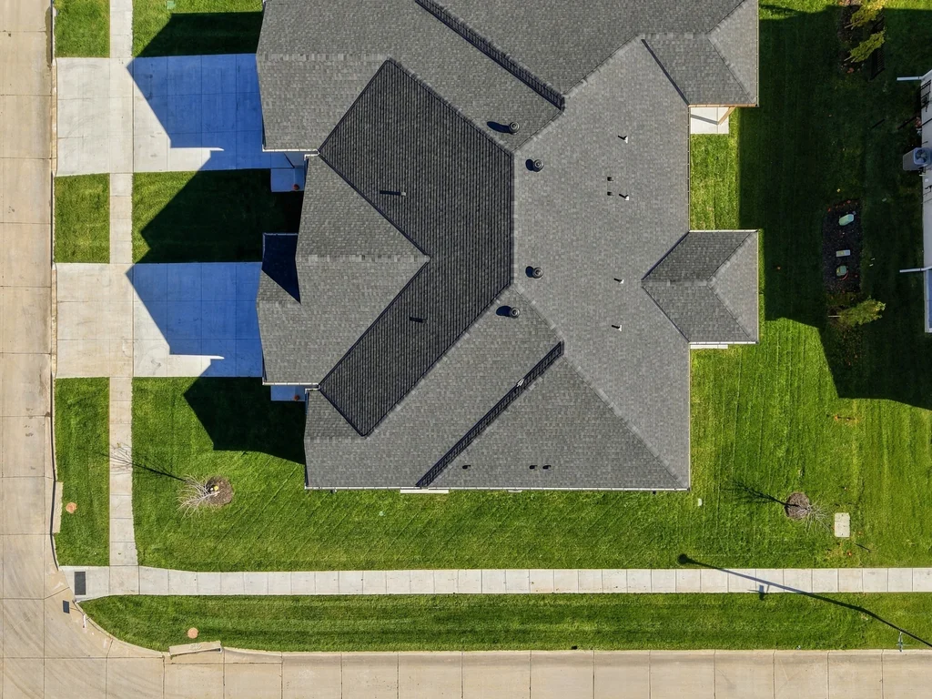 10501 Majestic Ln-03