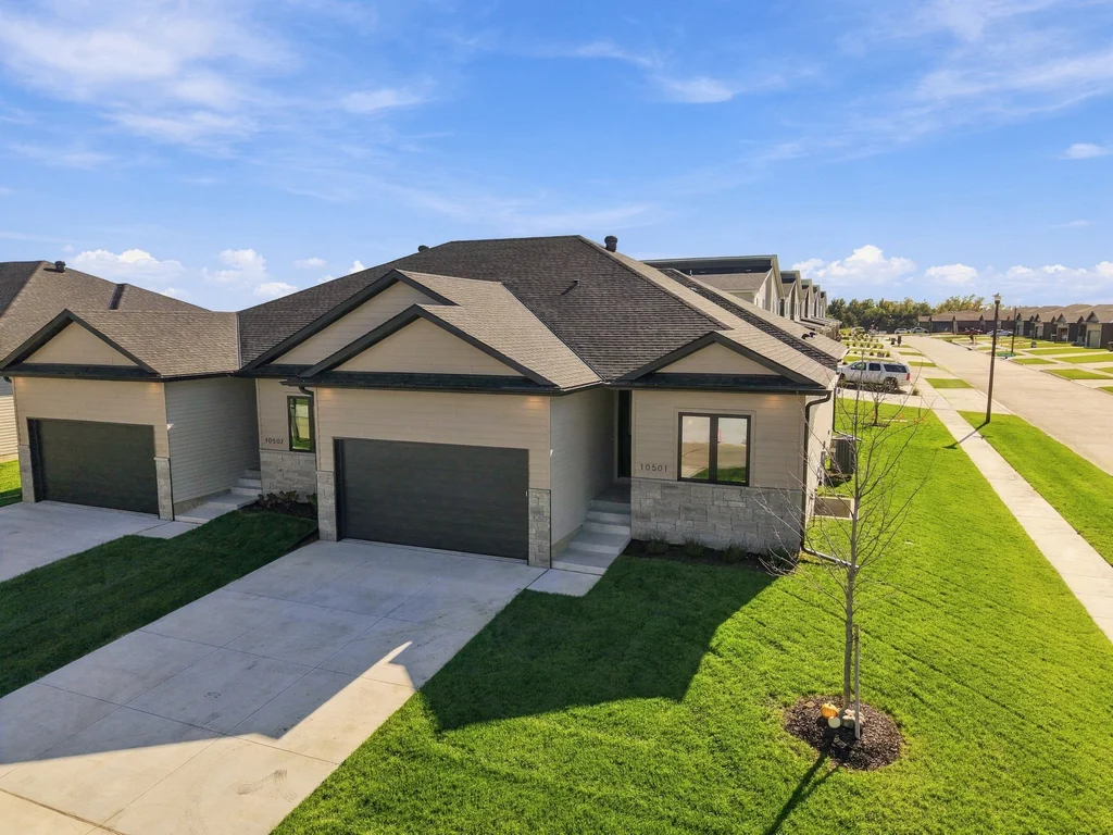 10501 Majestic Ln-07