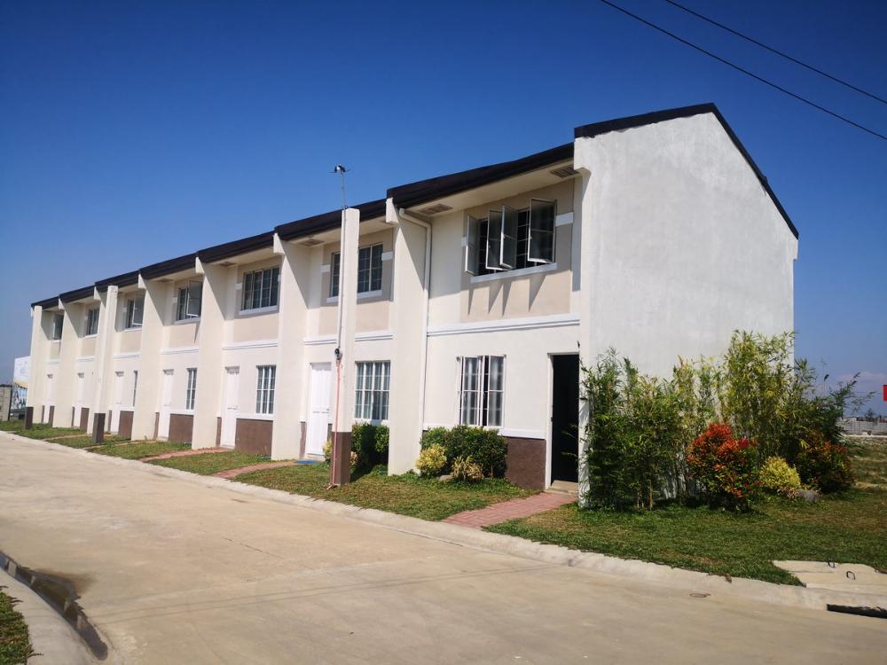 Sonoma Residences - Townhouse in Philippines, 