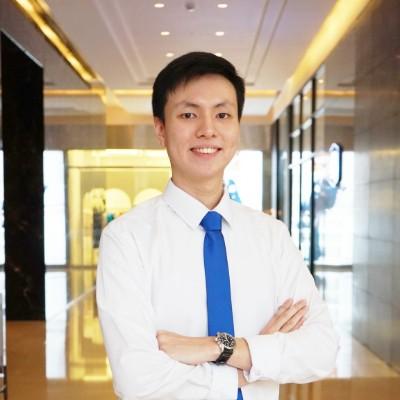 Jan Yao, listing agent