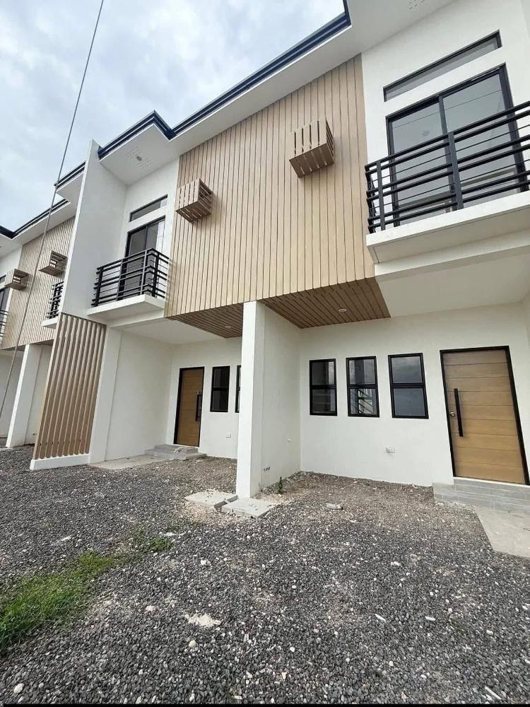 Tierra Alta Residences - Ode Duplex — Philippines, 