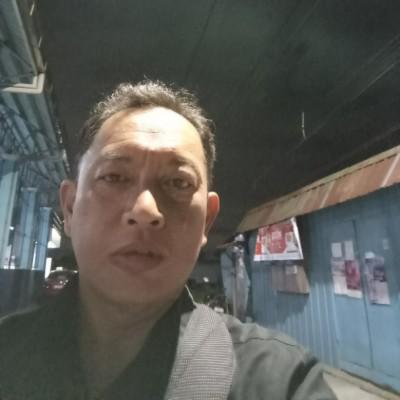 Raymond Chua, seller