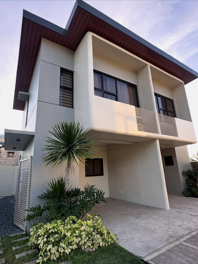 Easton Park Residences - 2BR UNIT C — Philippines,