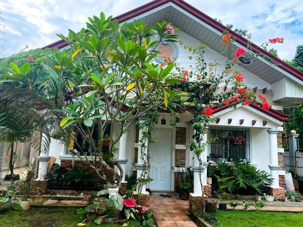 Brgy Apolong Valencia Negros Oriental - House and Lot — Philippines,