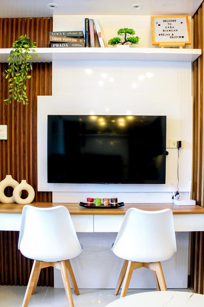INCOME GENERATING AIRBNB-LISTED 1BR CONDO FOR SALE IN MAKATI CBD | LUSH RESIDENCES in Philippines, 