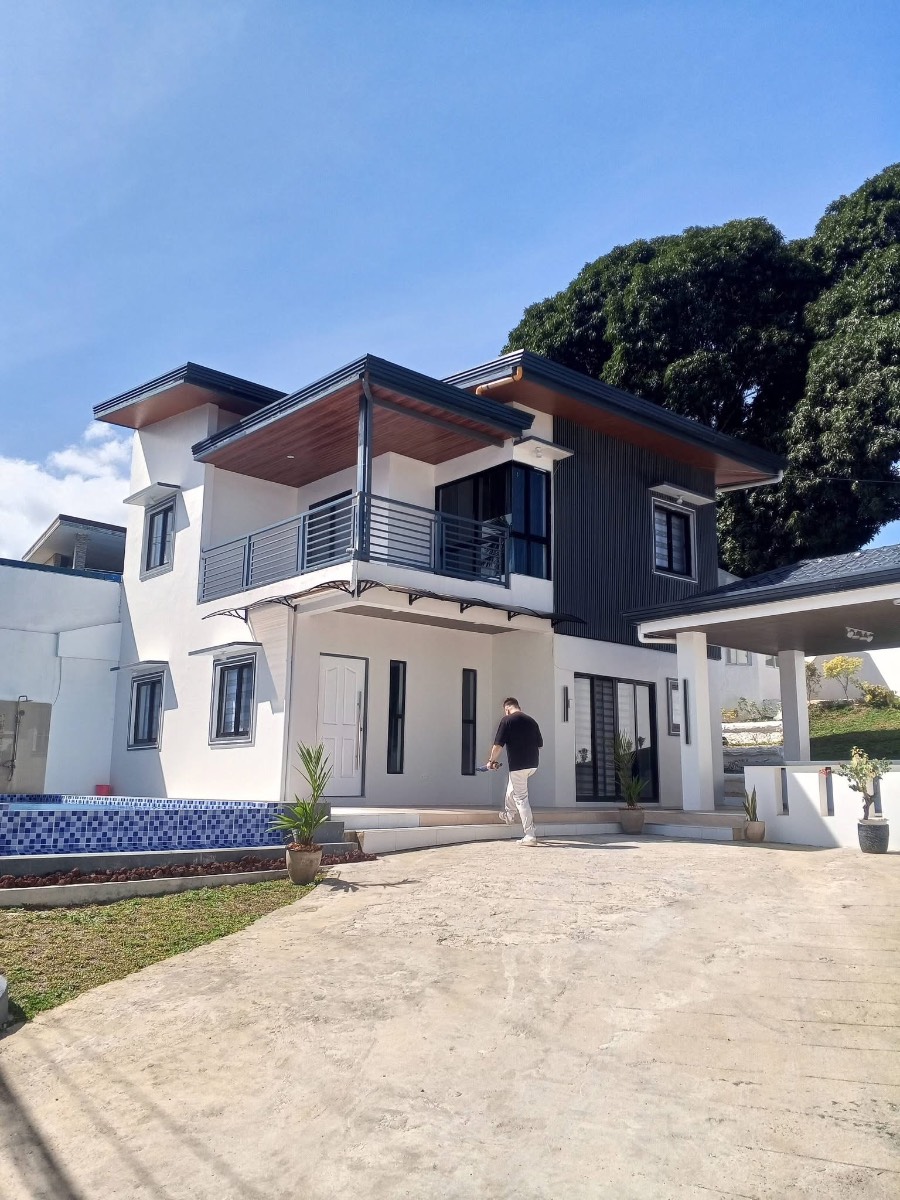 4BR 2 Storey House and Lot  in Philippines, 